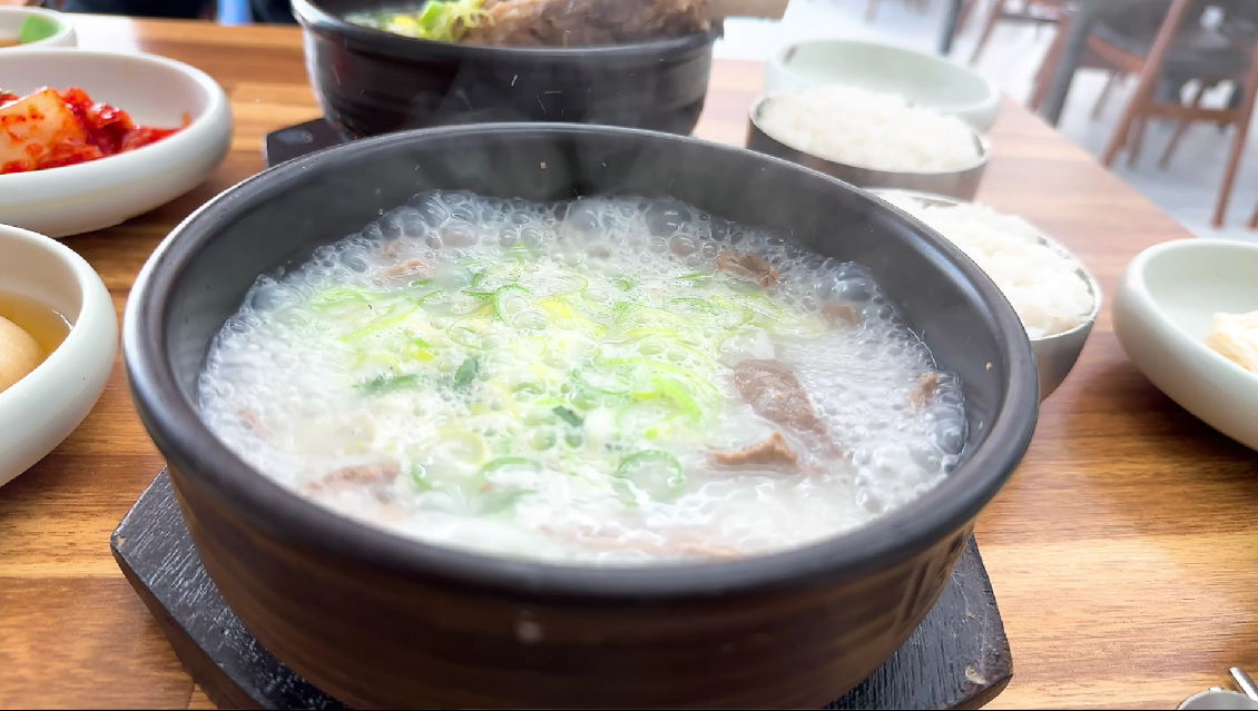 창원 소답동 맛집, 목민곰탕: 줄서서 먹는 100% 한우 곰탕의 진수