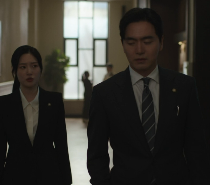 에스콰이어 뜻 출연진 몇부작 OTT