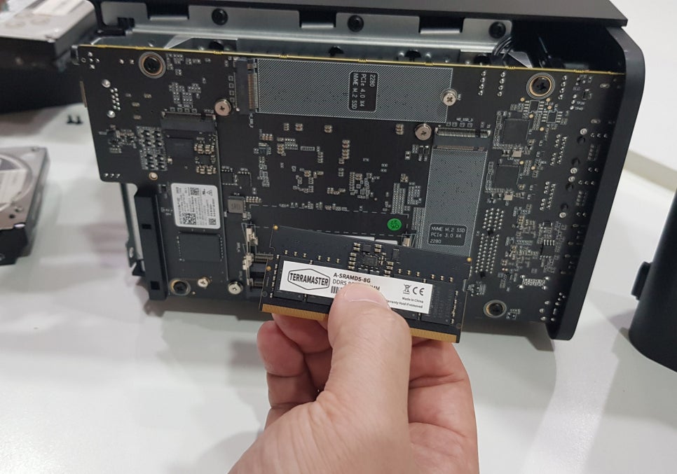 8GB DDR5