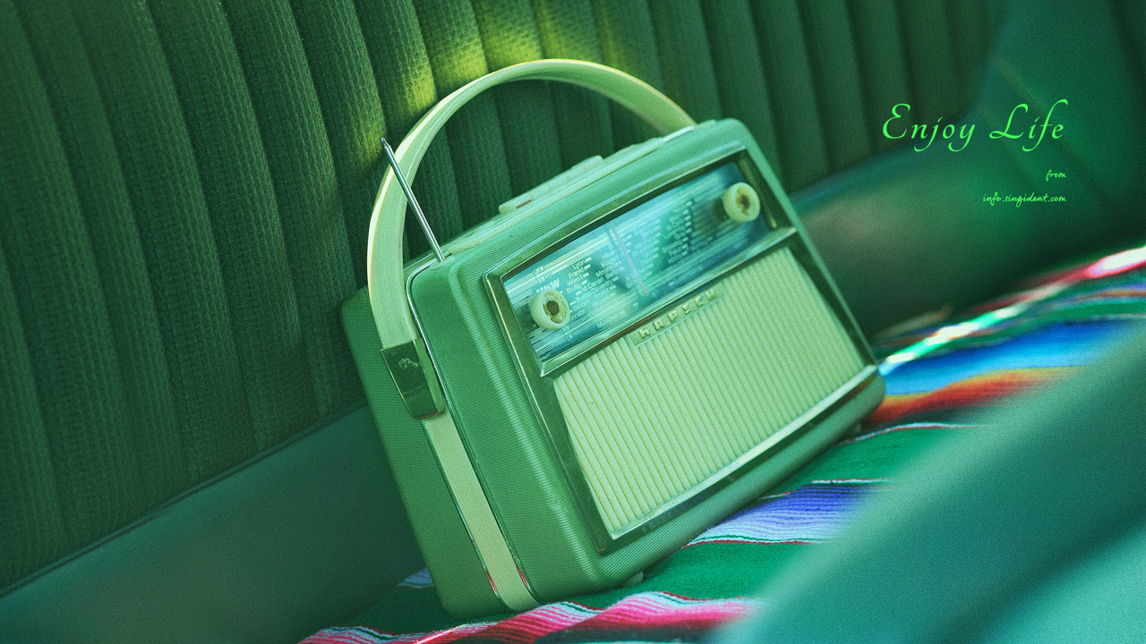 09 라디오 C - Enjoy Life 레트로배경화면