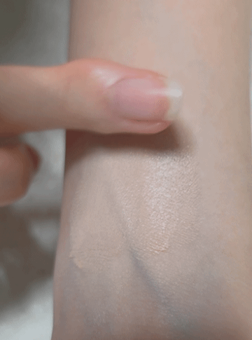 후시덤 BB크림 직접 바르는 모습과 발림성 테스트