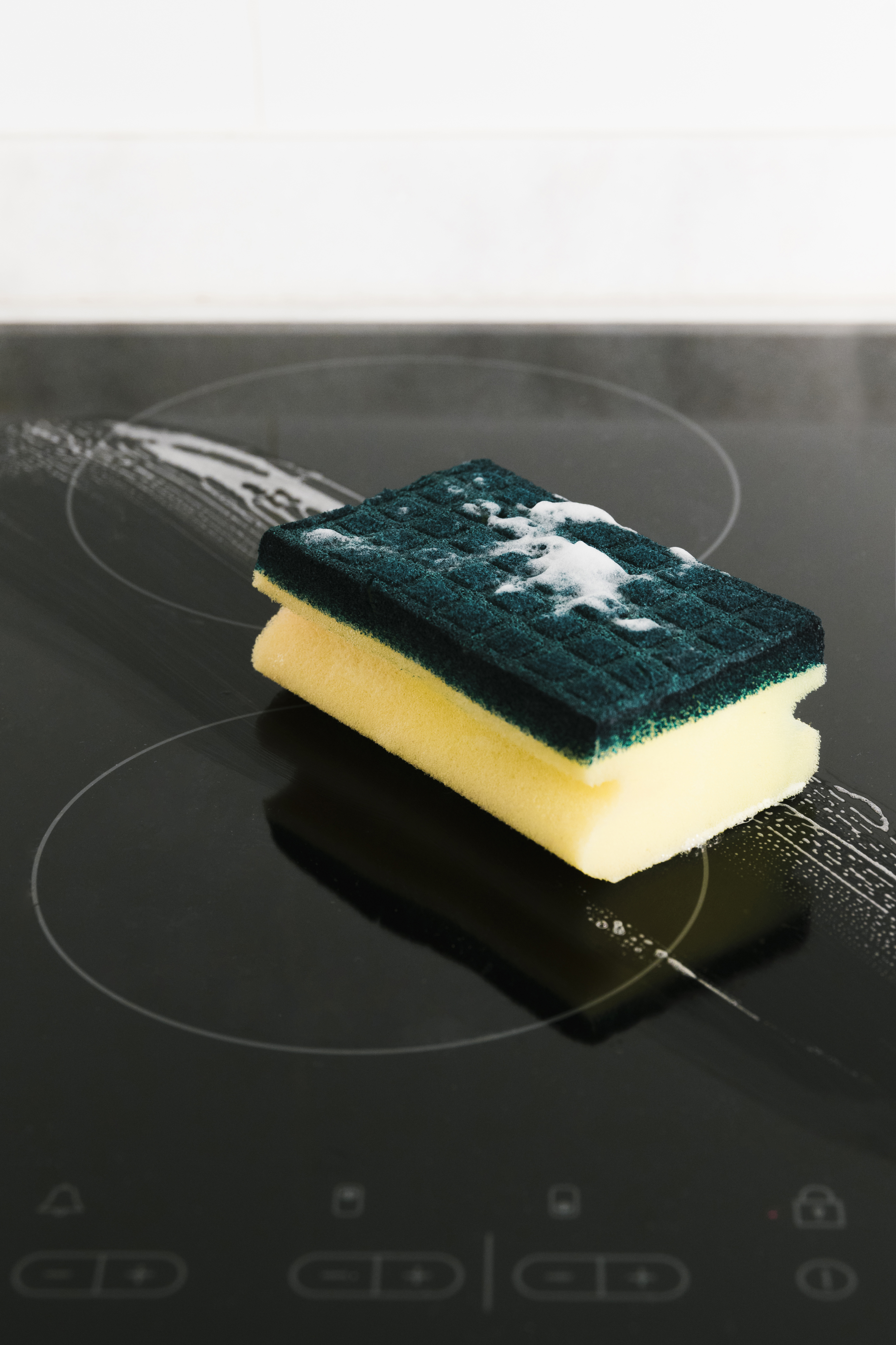 인덕션, 하이라이트는 청소가 간편하며 디자인, 인테리어적으로 더 낫다