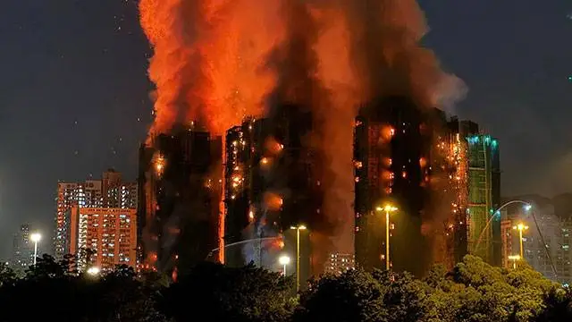 홍콩 아파트 단지 대형 화재… 36명 사망·279명 실종, 무엇이 이런 대참사를 만들었나