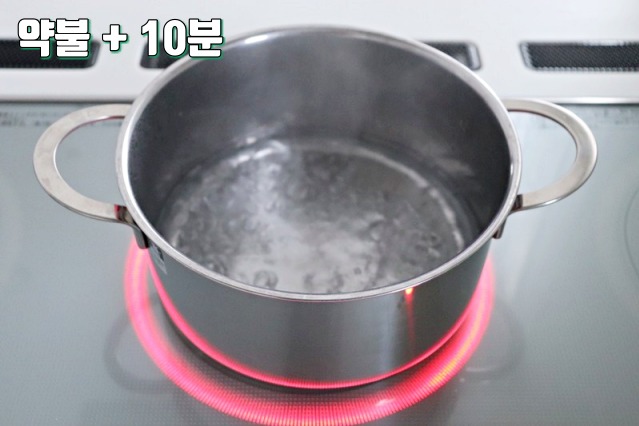 스텐 냄비 얼룩제거, 스텐 얼룩제거 방법, 스텐 냄비 무지개, 스텐 냄비 그을림 얼룩제거, 팁줌 매일꿀정보