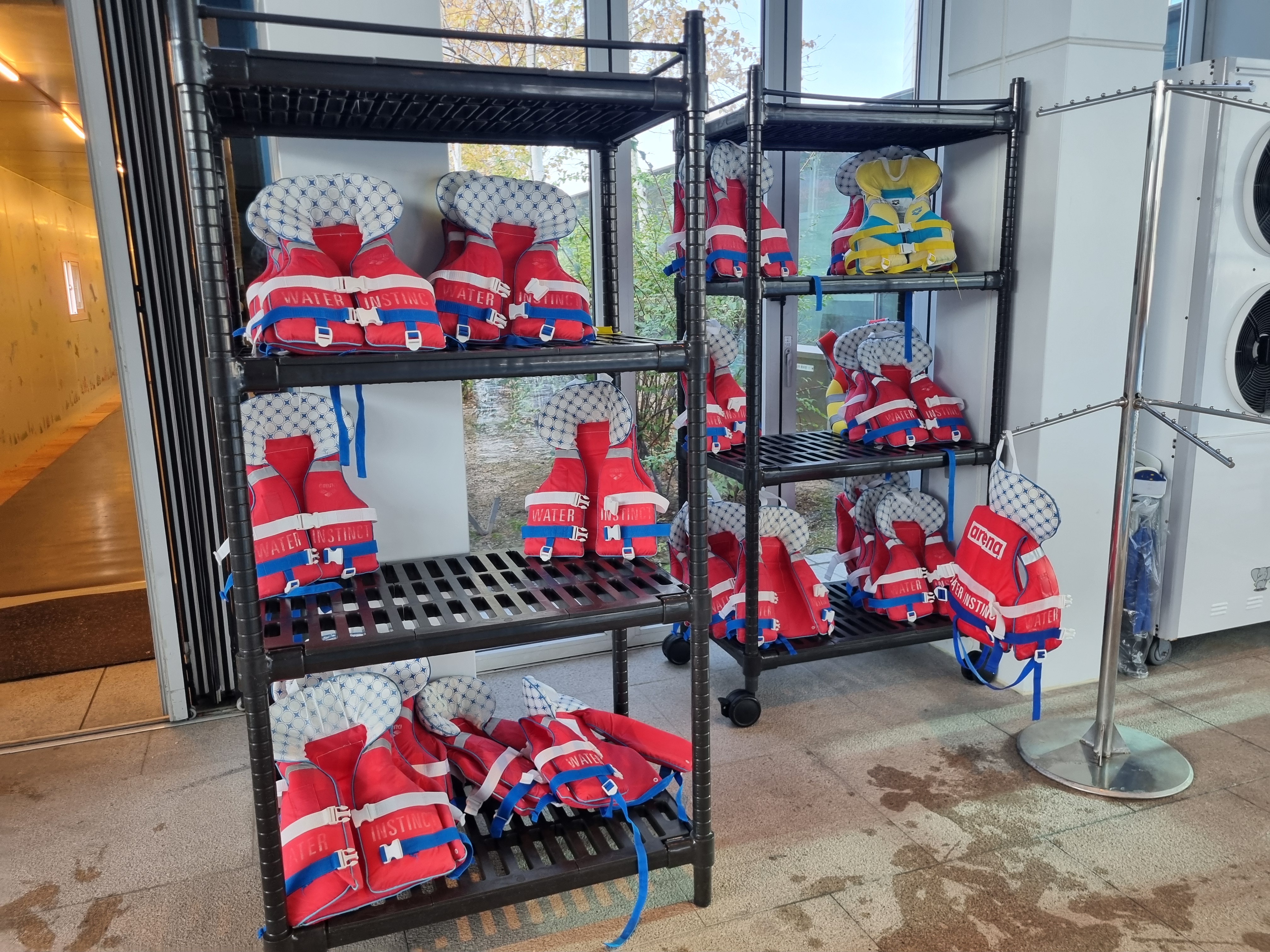 그랜드 하얏트 어린이 수영장 구명조끼 무료