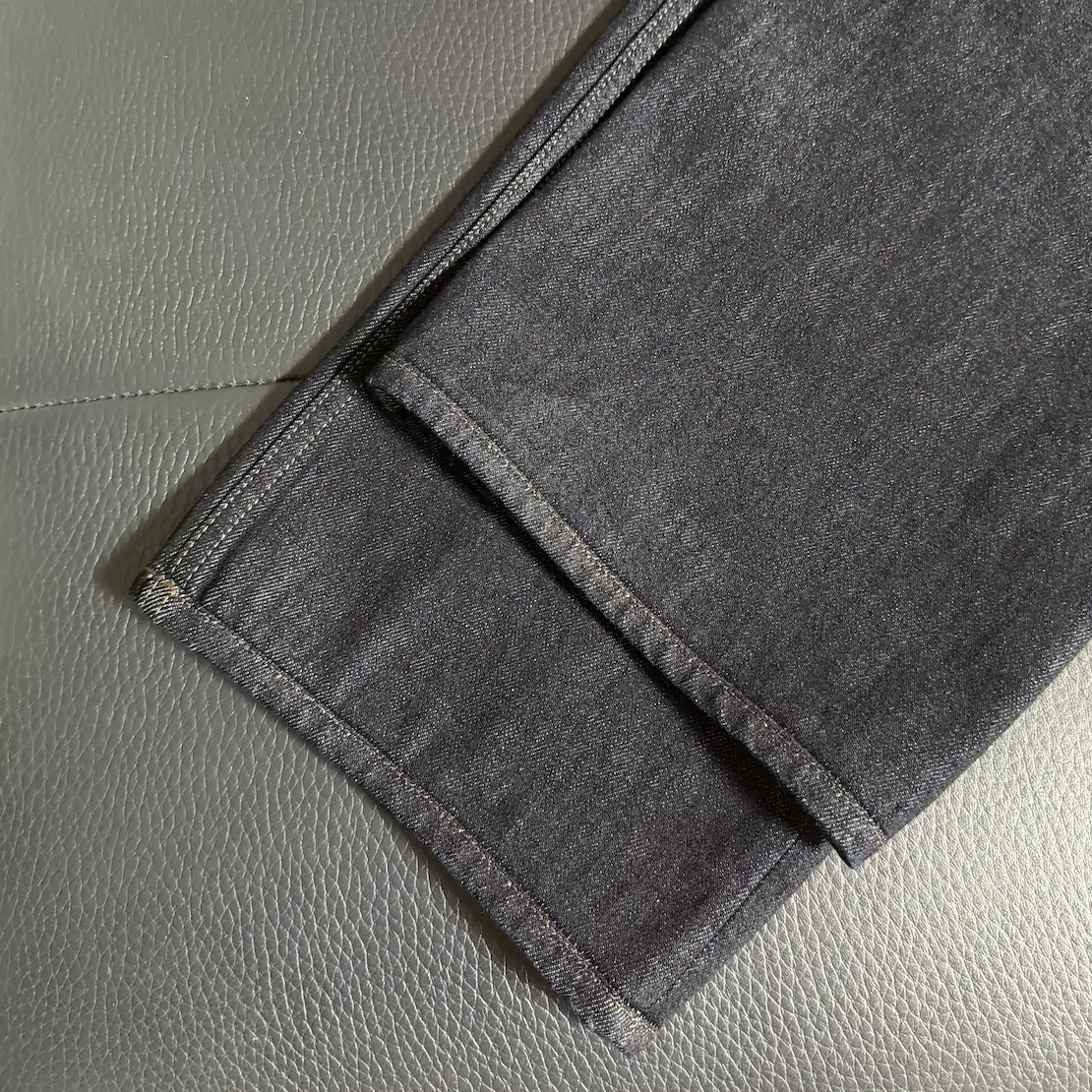 유니클로 JW앤더슨 밑단