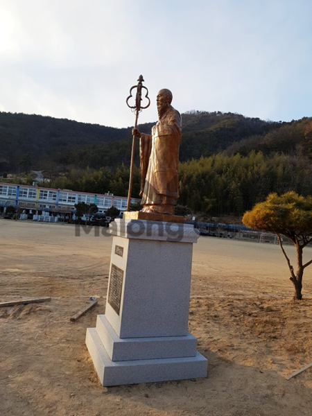 마롱컴퍼니 조형물 5