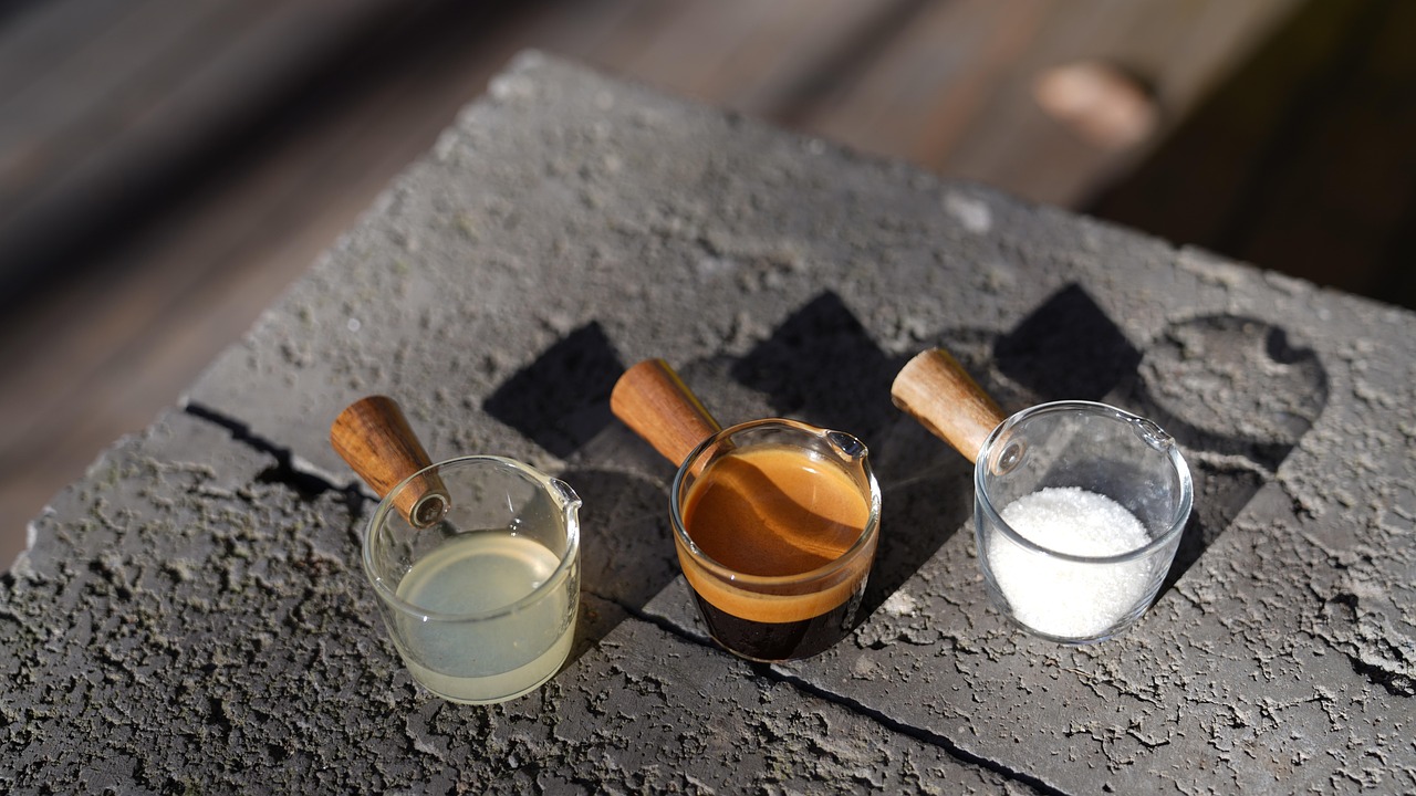 커피 효능과 부작용: 하루 적정 섭취량과 건강하게 즐기는 방법