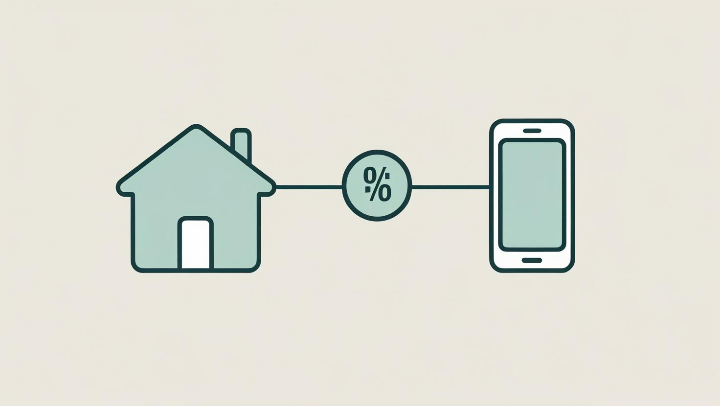 집과 스마트폰 아이콘을 선으로 연결한 결합 할인 개념 이미지