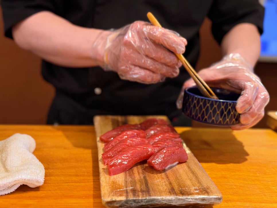 오마카세 오사이초밥 (참다랑어 속살 스시)