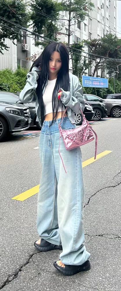 전소연 사복패션