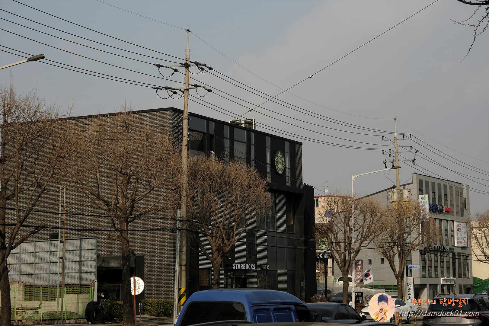 스타벅스 수원권선DT점