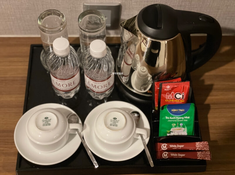 나트랑 르모어 호텔 시내 접근성 호텔 - 생수&티