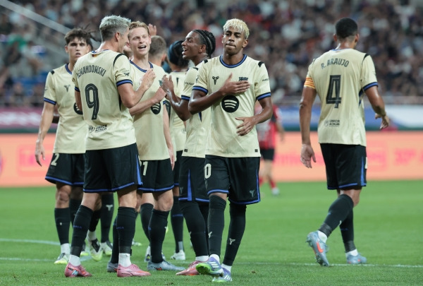 ⚽ 야말&middot;토레스 멀티골! FC 바르셀로나, FC서울에 7-3 대승&hellip;2025 아시아투어 화끈한 출발