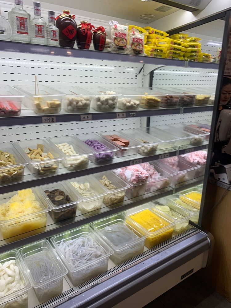 면&amp;#44; 햄 및 꼬치 종류