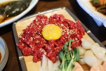 육회 황금레시피 뭉티기 육사시미 레시피_18