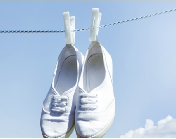 흰색 운동화 세탁법