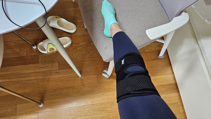 무릎보호대 집안일