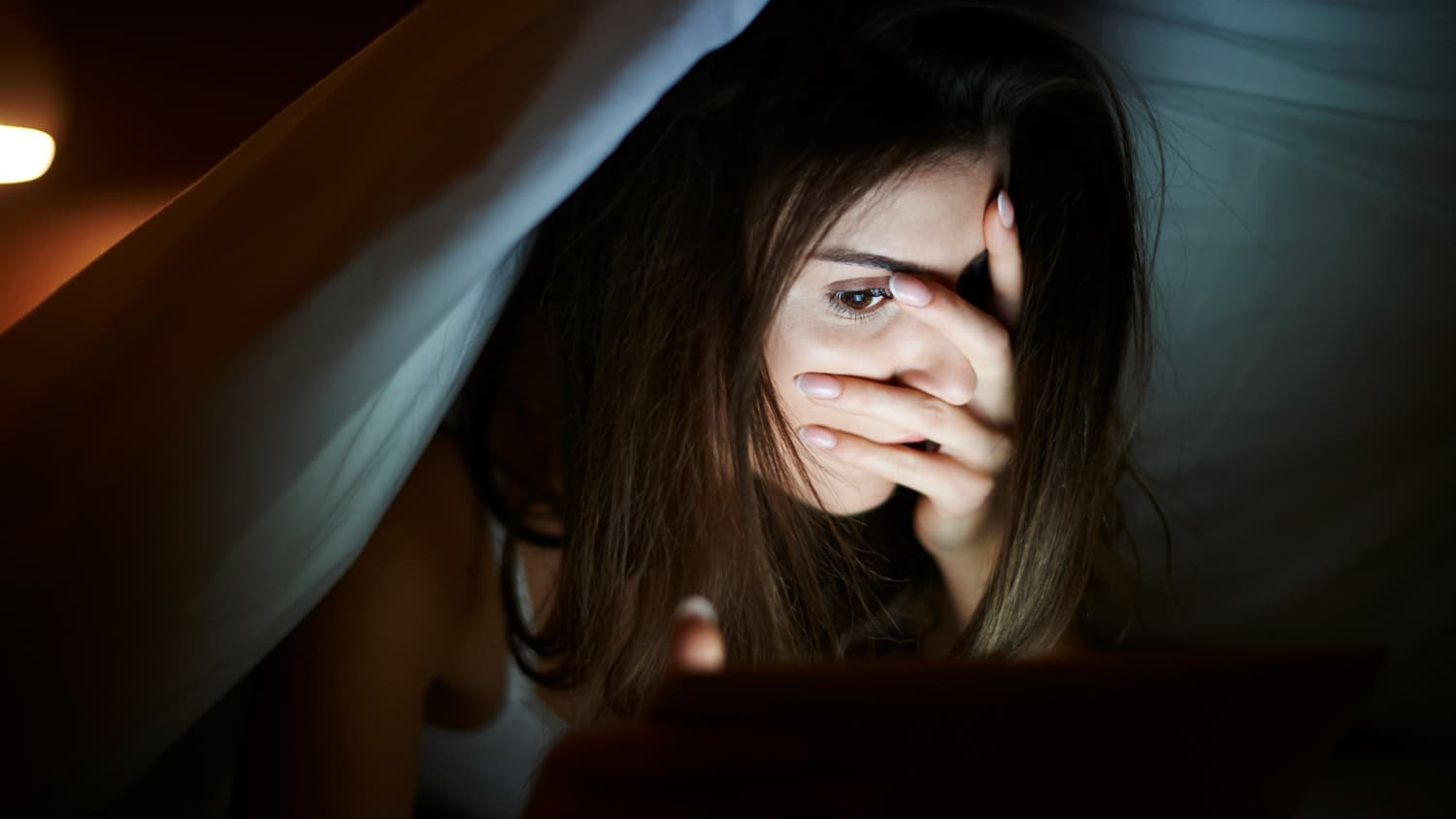 밤마다 깨는게 내몸의 이상 신호라는 말 사실일까