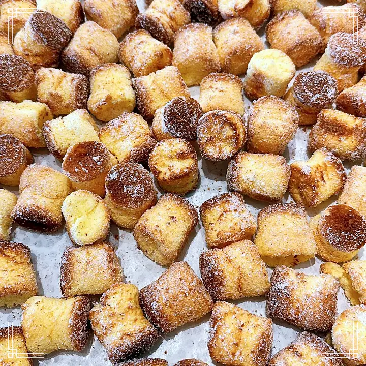 진심 가득 건강 담은 맛 연희동 맛집 추천 생방송투데이 10종 소금빵 성지 월 3천 개 완판 주차가능 대형 베이커리 디저트 카페 오늘방송 빵 플레이스