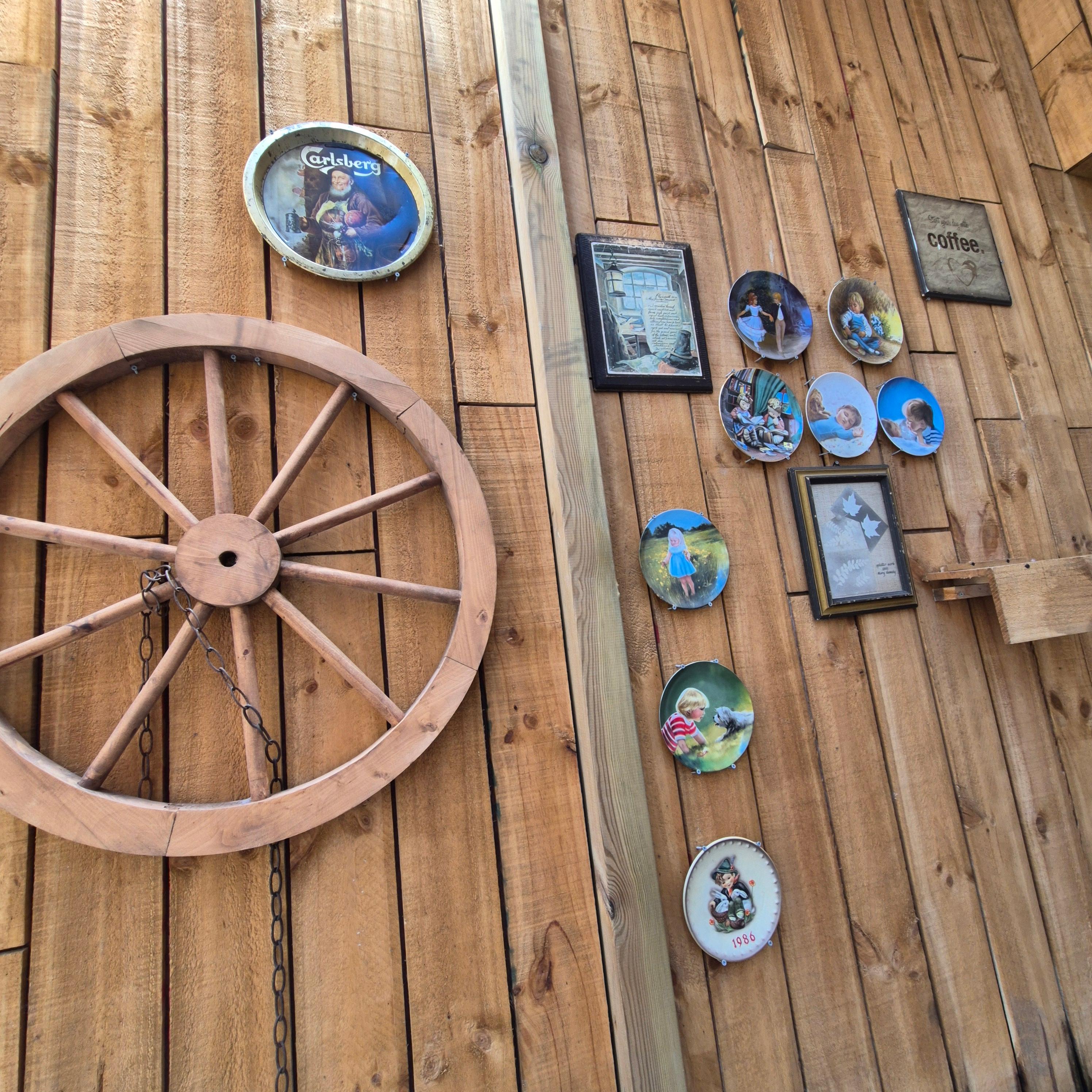 용산 카페, 왓어브레드, MBTI 빵, 용리단길 카페, 용산 베이커리, 인스타 감성 카페, 용산역 맛집, 미국 감성 카페, 휘낭시에 맛집, 용산 데이트 장소, 핫플레이스, 용산 빵집, 제빵 국가대표, 신상 카페, MZ 카페