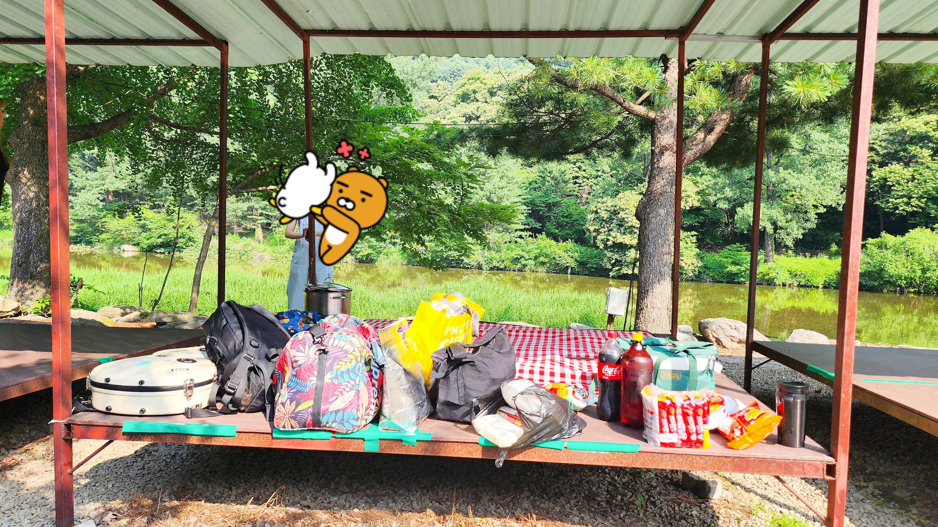 가평 계곡 평상 호수유원지 민박에서 잡은 평상 모습