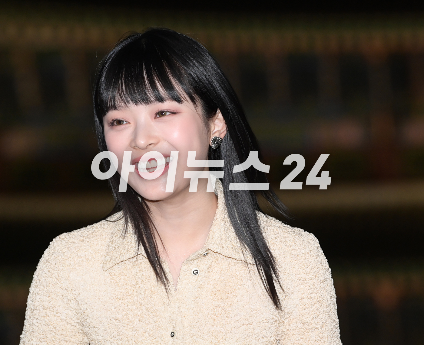 뉴진스 하니가 16일 오후 서울 경복궁에서 진행된 구찌(Gucci) 2024 크루즈 패션쇼에 참석하고 있다. [사진=정소희 기자]