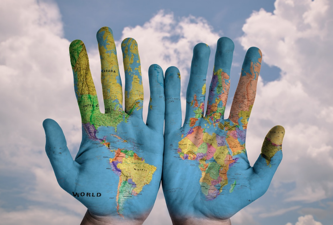 글로벌리더국가-손바닥위-세계지도-글로벌국가-찾아라