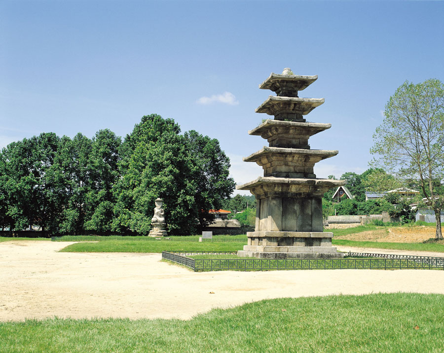 부여 가볼만한 곳 정림사지 5층 석탑 이미지