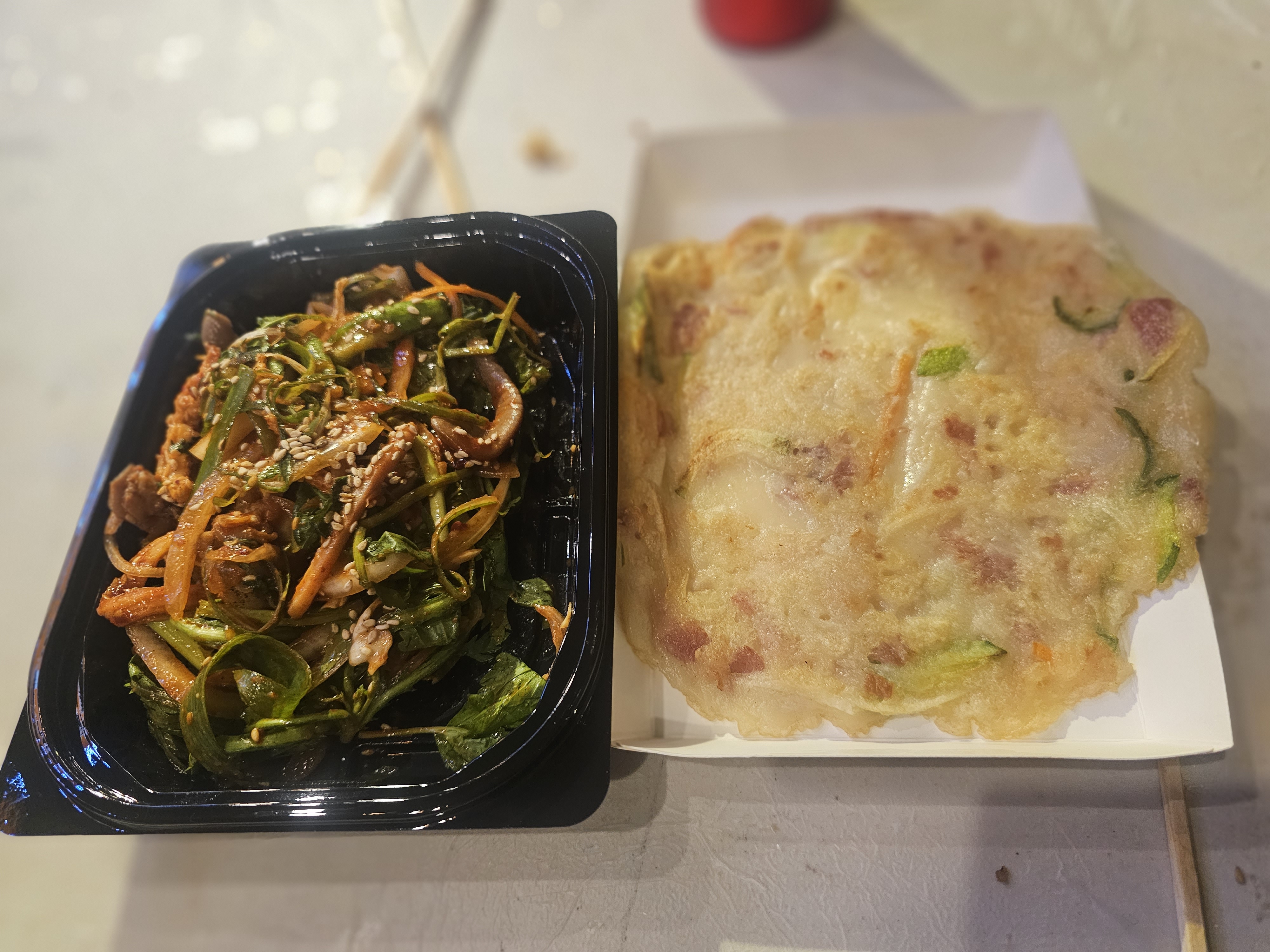 골뱅이무침과 베이컨감자전