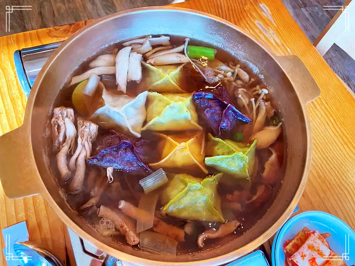 이천 가게 시래기닭볶음 볏섬만두전골 매일 100인분 한정 고수의 부엌 맛집 추천
