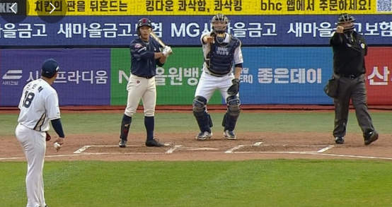 NC와 롯데 전에서 피처보크 판정될 때 상황