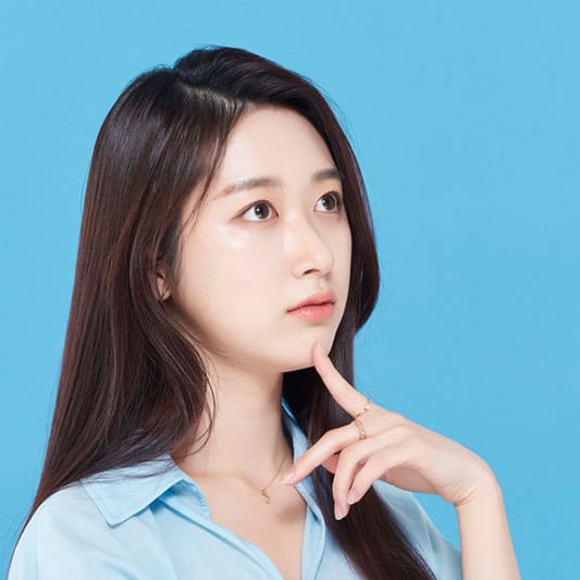 고민하는 여자