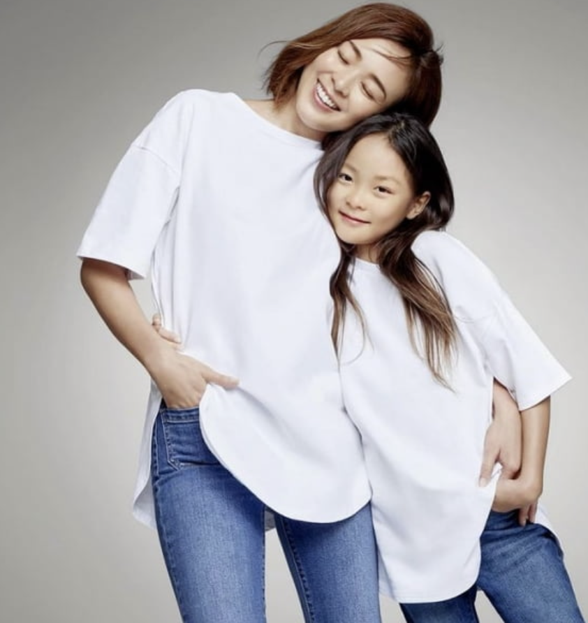 야노시호 추사랑