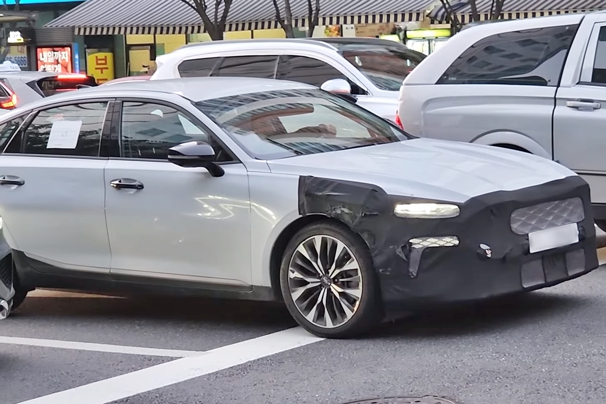 기아 K8 페이스리프트 위장막 테스트카