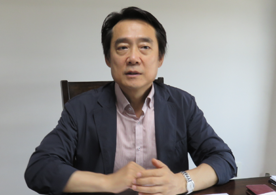 이진동 프로필