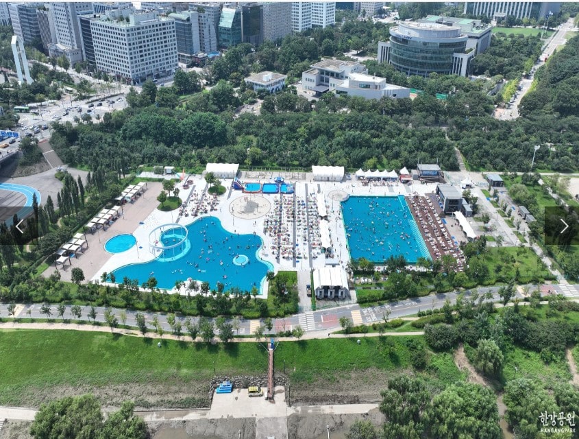 한강수영장 개장