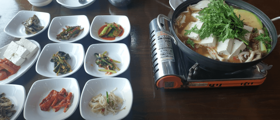 생방송투데이 파주 두부전골 맛집