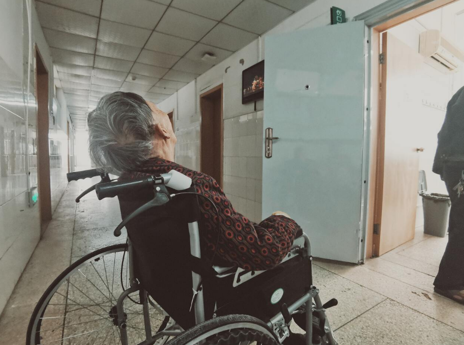 파킨슨병 수명과 원인 그리고 특징