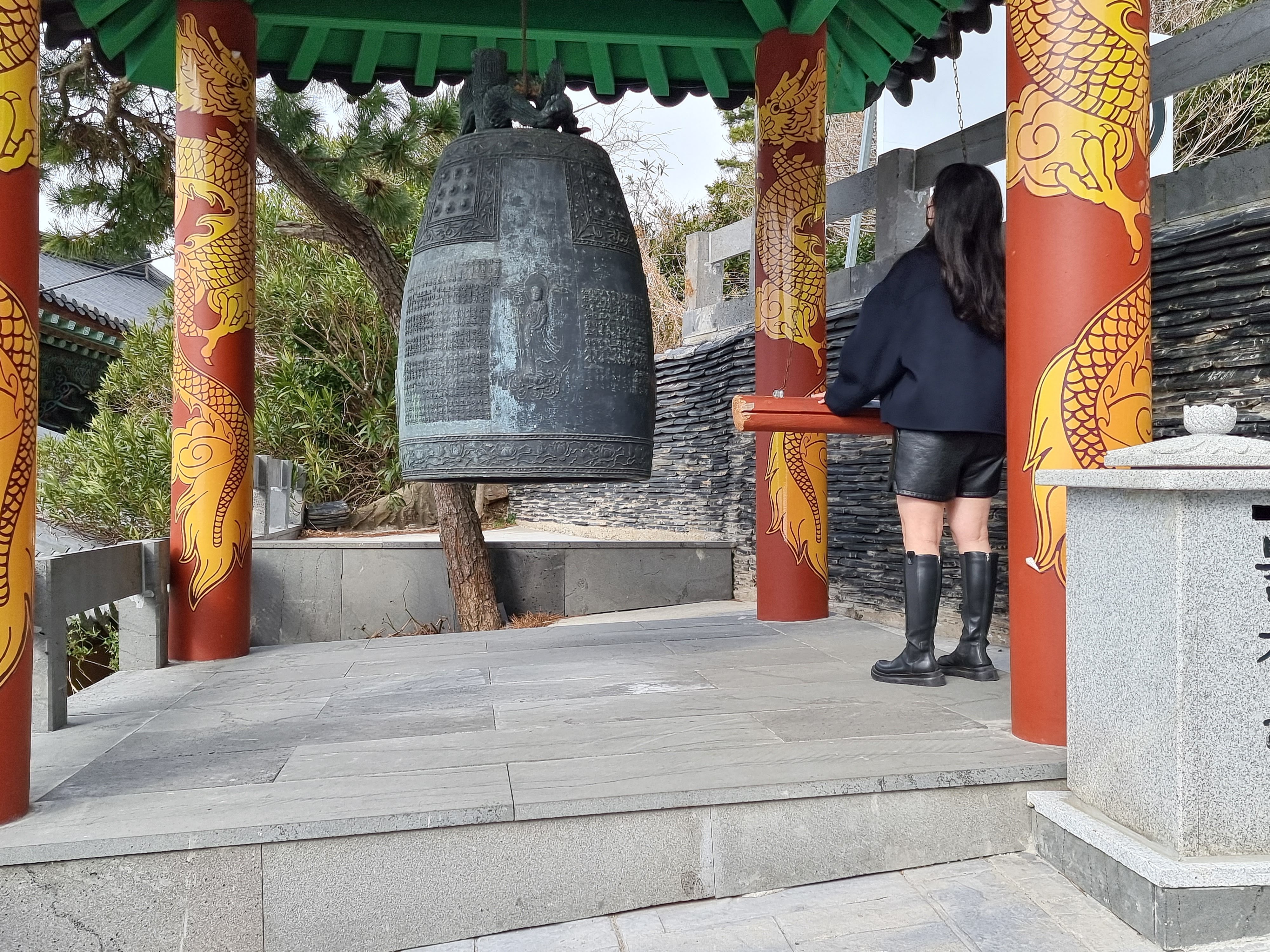 산방산 종각과 범종