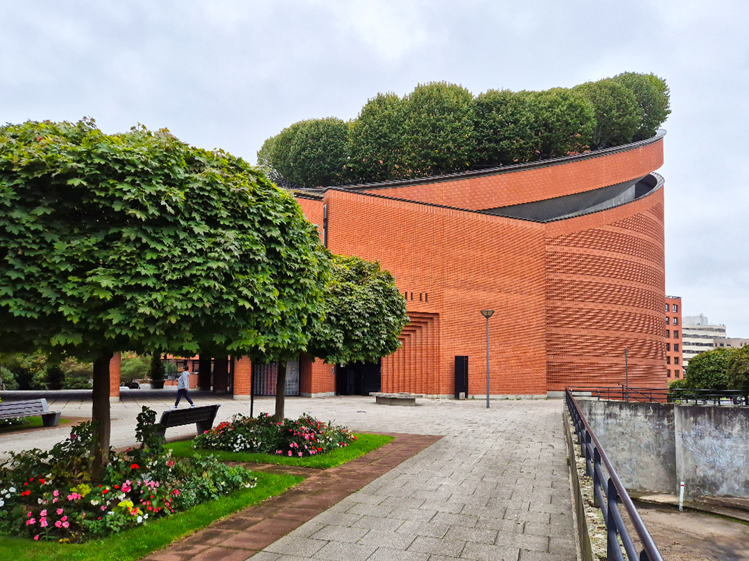 프랑스 에브리 부활 대성당 (Cath&eacute;drale de la R&eacute;surrection d'&Eacute;vry) 마리오보타 건축 성당 김인중 신부 스테인드 글라스