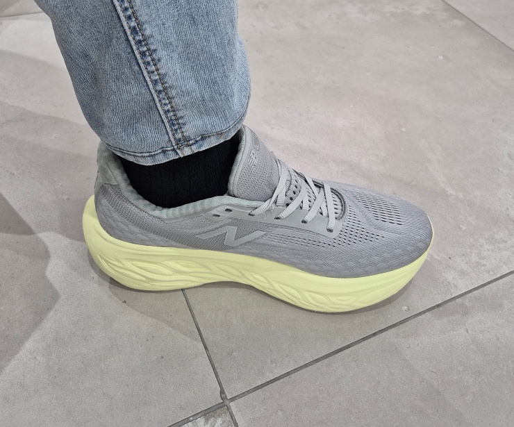 뉴발란스 1080 v14 쿠션 강화