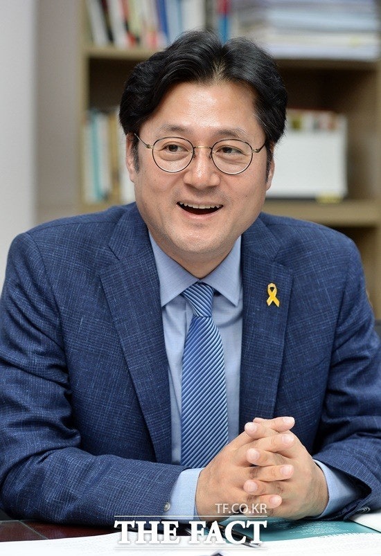 홍익표 프로필