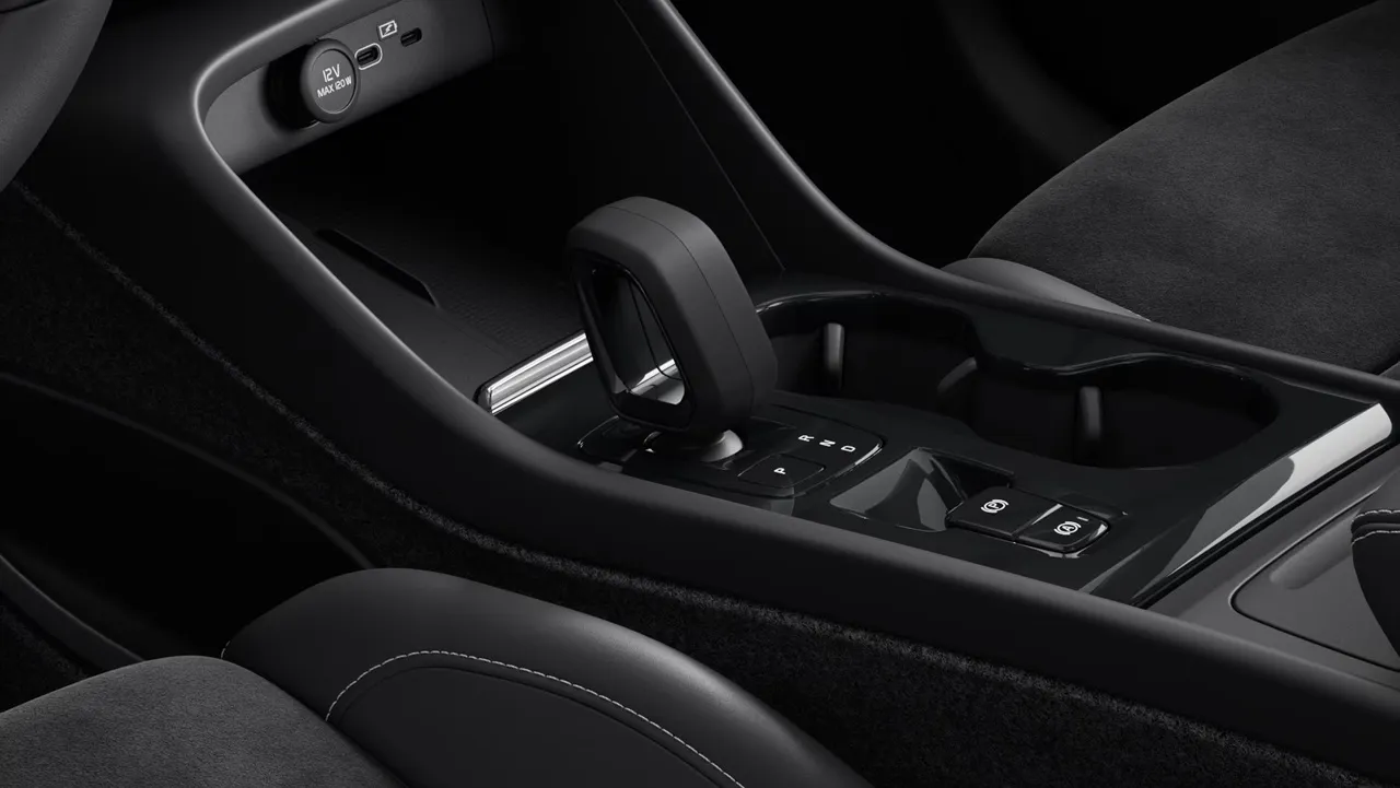 볼보 XC40 이미지