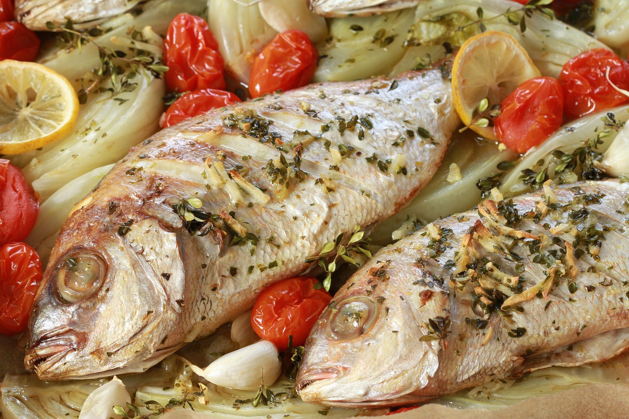 봄 제철 재료로 만든 프리미엄 한식 (도미찜, 두릅무침, 냉이된장국)