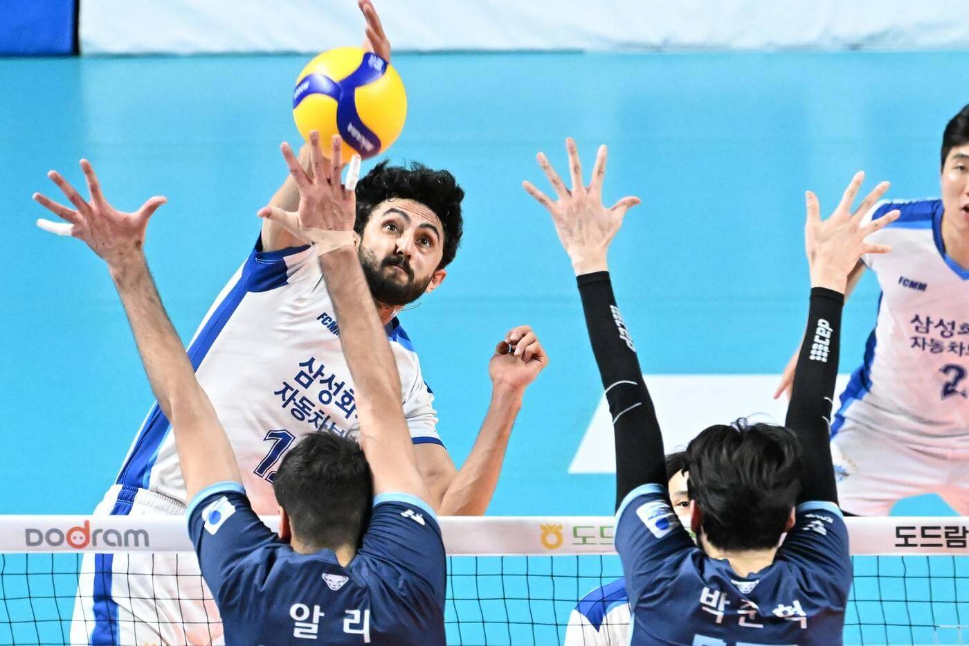 삼성화재 우리카드 배구