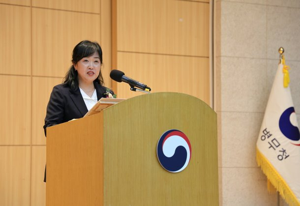 여성 청장으로서의 상징성