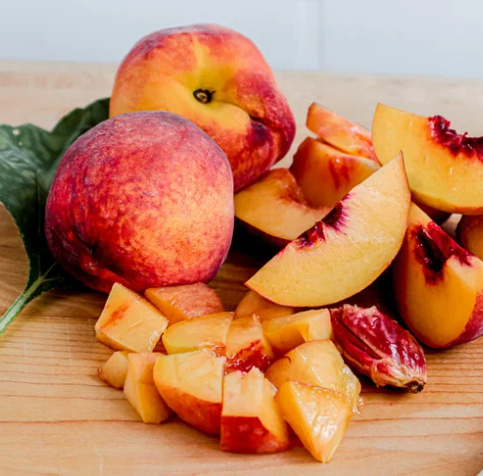 강아지 천도복숭아 먹어도 될까? 안전한 급여 방법