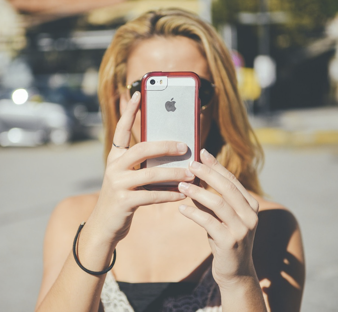 최신 아이폰 리뷰 및 변화점 분석