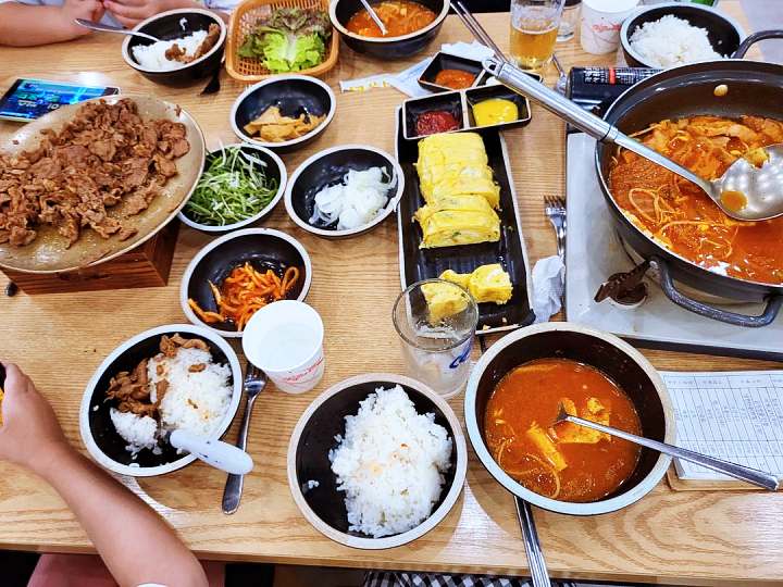 생방송오늘저녁 숯불고기 불백 김치찌개 백반 월 매출 1억 원 대박 난 1+1 가성비 혜자 메뉴 참숯 석쇠불고기 자가도정 쌀밥 화성 융건릉 맛집 추천